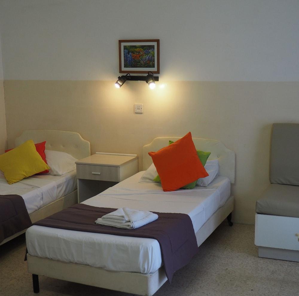 קאורה Huli Hotel & Apartments מראה חיצוני תמונה