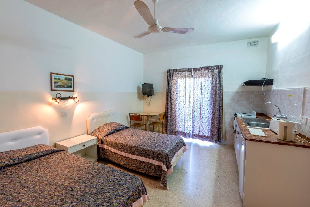 קאורה Huli Hotel & Apartments מראה חיצוני תמונה